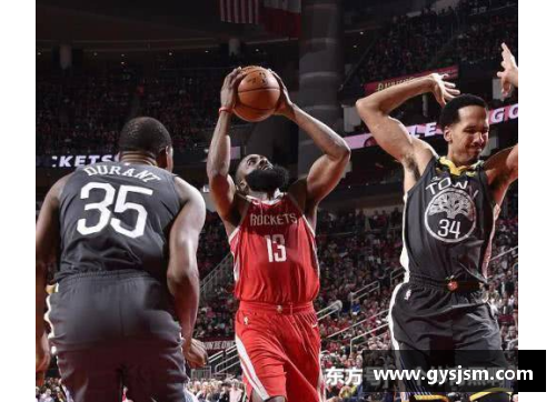 米乐M6NBA第二轮季后赛激战：豪门对决引发球迷热议